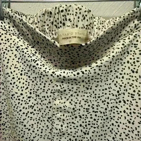 ALTAR’D STATE- Off White Black Polka Dot Skirt. Size- M - Picture 5 of 5